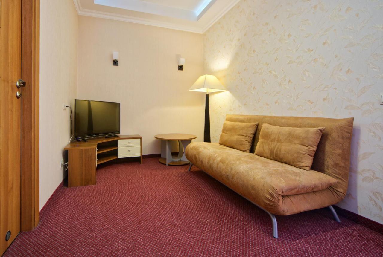 Atrium Hotel Odessa Buitenkant foto