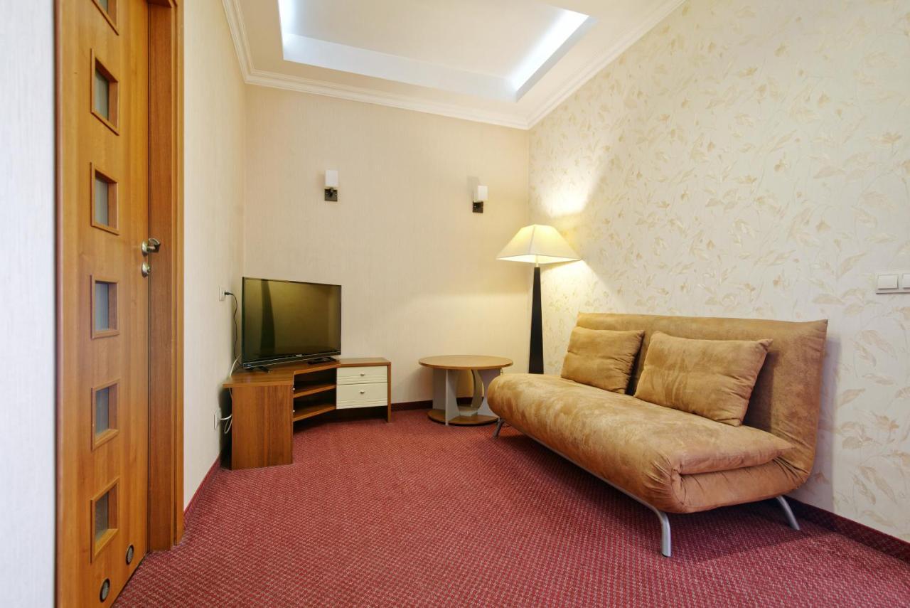 Atrium Hotel Odessa Buitenkant foto