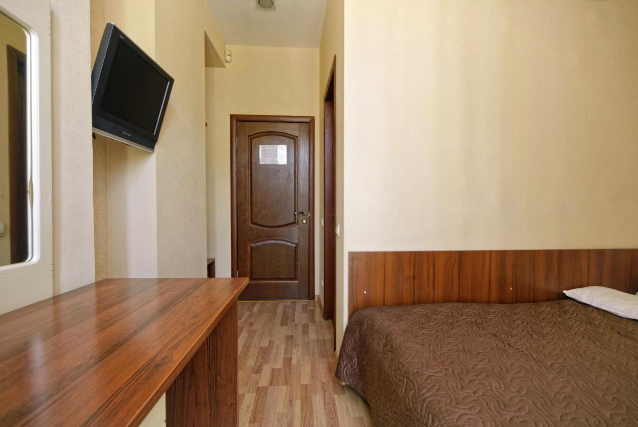 Atrium Hotel Odessa Buitenkant foto