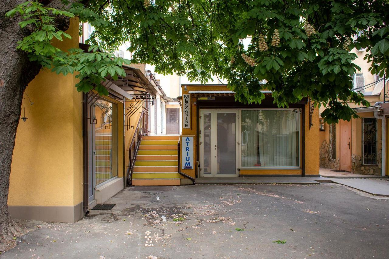 Atrium Hotel Odessa Buitenkant foto